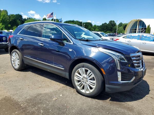 2017 CADILLAC XT5 Premium Luxury