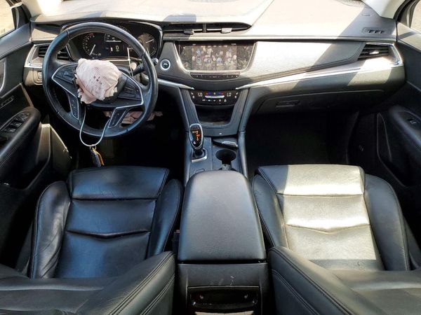 2017 CADILLAC XT5 Premium Luxury