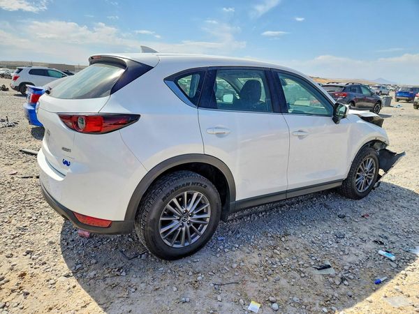 2017 MAZDA CX-5 Sport