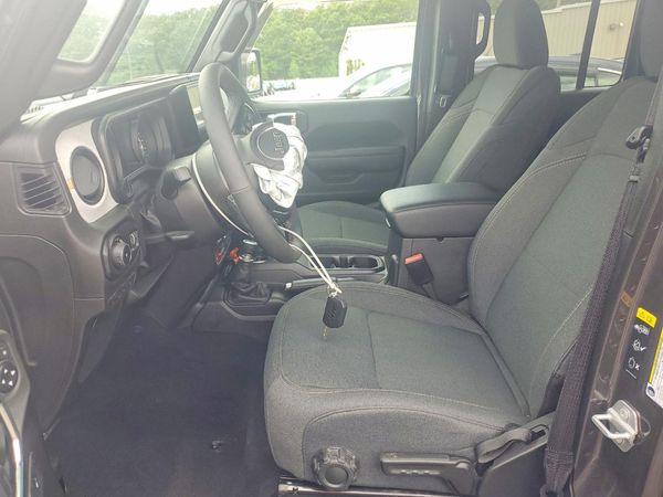2026 JEEP WRANGLER 4-DOOR SPORT