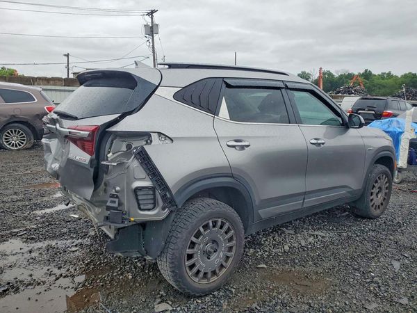 2021 KIA SELTOS SX