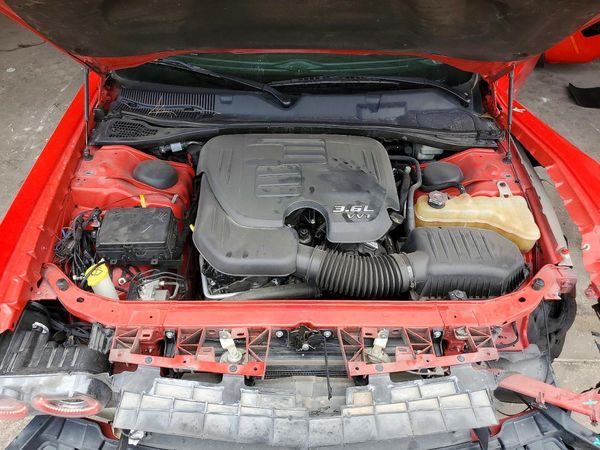 2015 DODGE CHALLENGER SXT