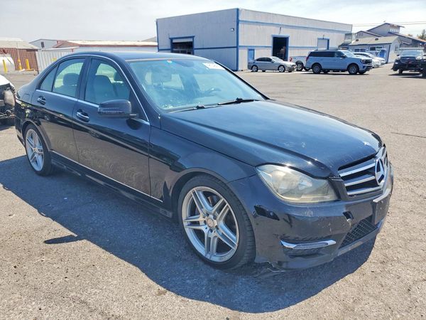 2014 MERCEDES-BENZ C C300 4 MATIC