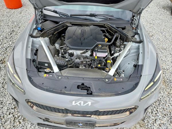 2023 KIA STINGER