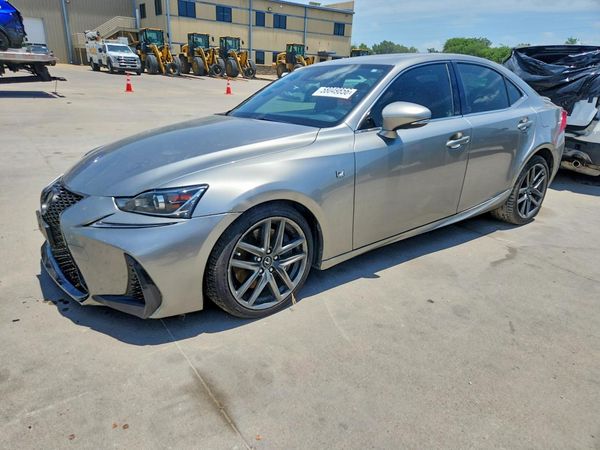 2018 LEXUS IS