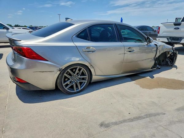2018 LEXUS IS