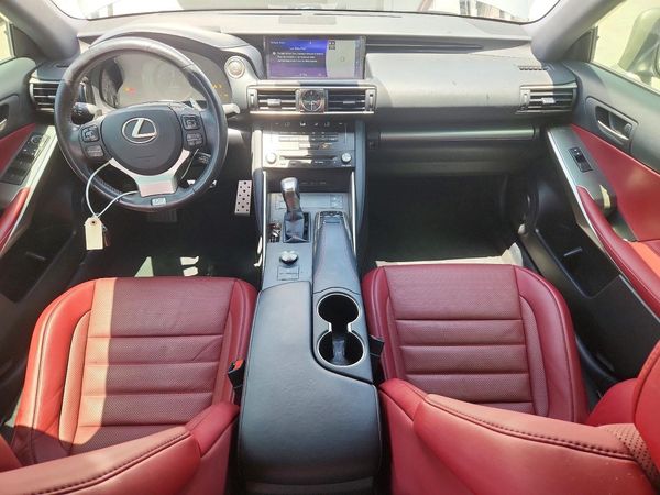 2018 LEXUS IS