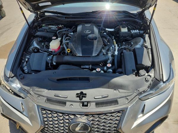 2018 LEXUS IS