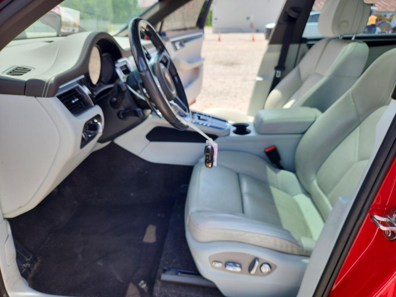 2018 PORSCHE MACAN Macan S