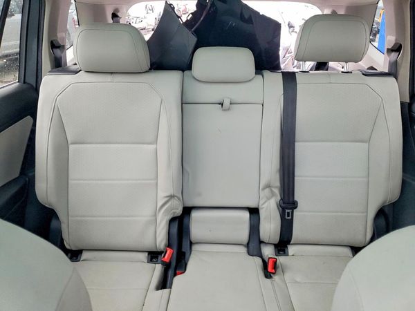 2020 VOLKSWAGEN TIGUAN SE, SEL