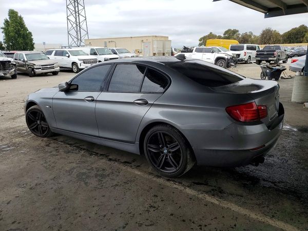 2012 BMW 550