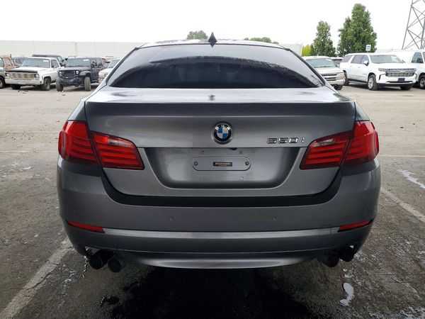 2012 BMW 550