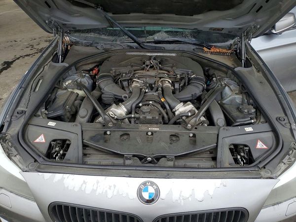 2012 BMW 550