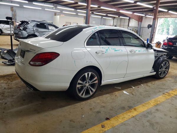 2016 MERCEDES-BENZ C C300-4M