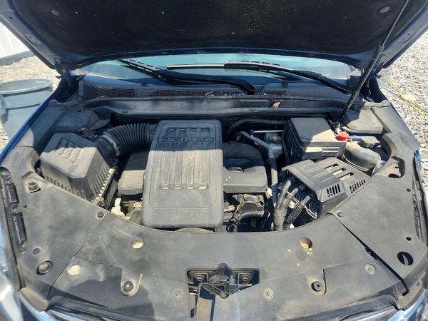 2016 CHEVROLET EQUINOX LT — Engine bay