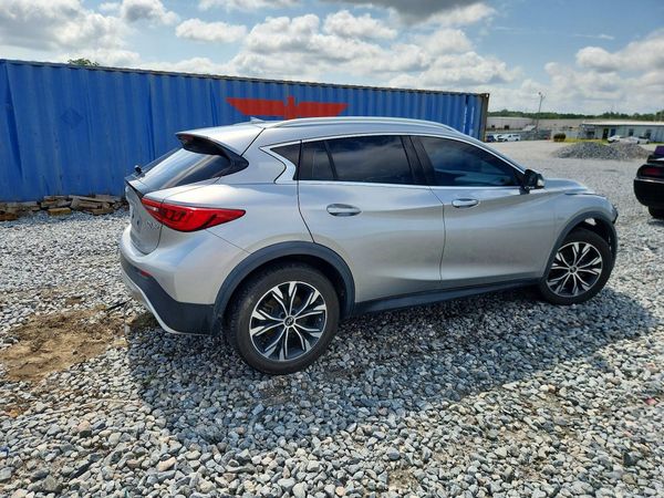 2018 INFINITI QX30