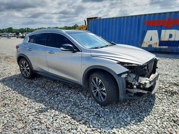 2018 INFINITI QX30