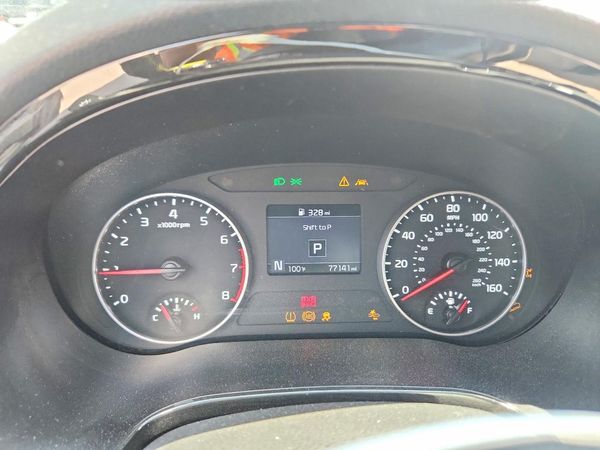 2022 KIA SELTOS EX