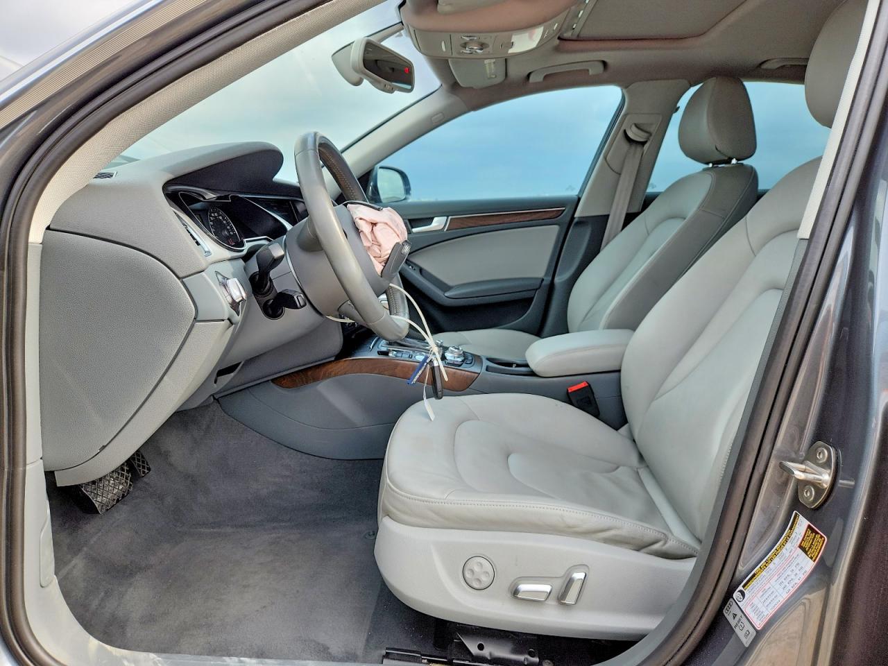 2015 AUDI A4 quattro Premium Plus
