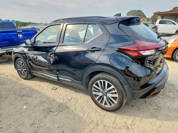 2024 NISSAN KICKS