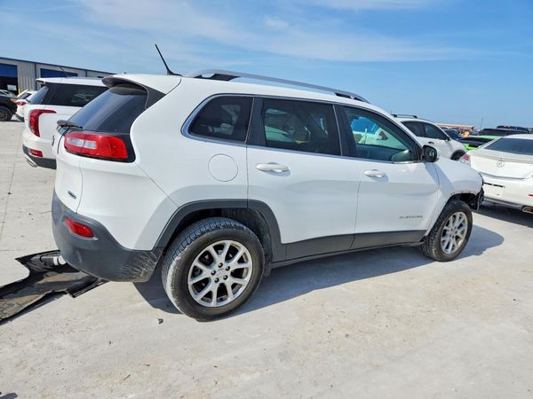 2018 JEEP CHEROKEE LATITUDE FWD