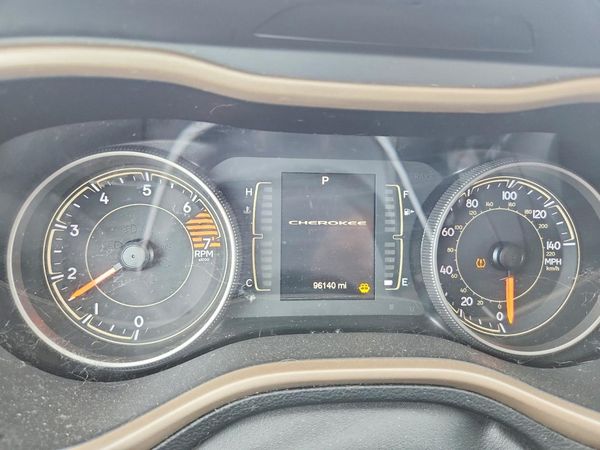 2018 JEEP CHEROKEE LATITUDE FWD
