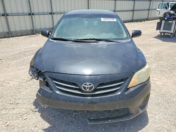 2013 TOYOTA COROLLA
