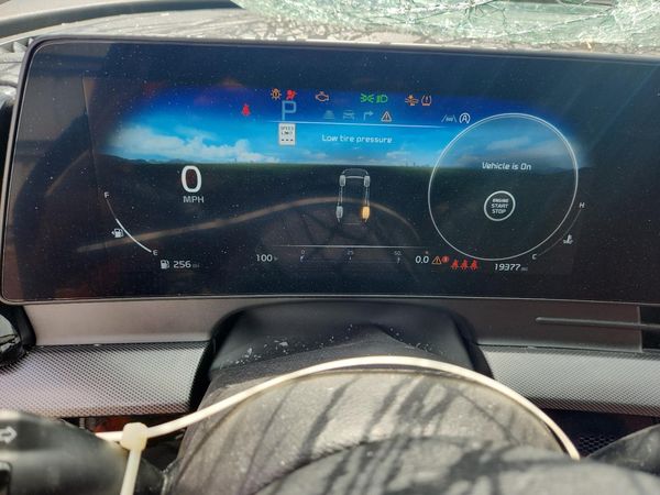 2025 KIA SPORTAGE SX