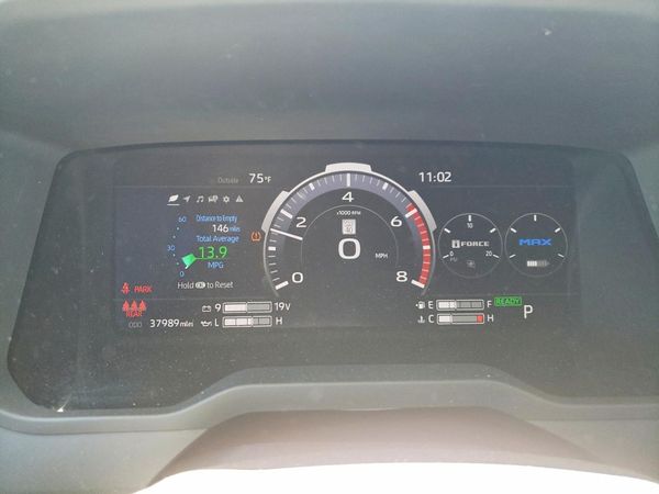 2023 TOYOTA TUNDRA Limited