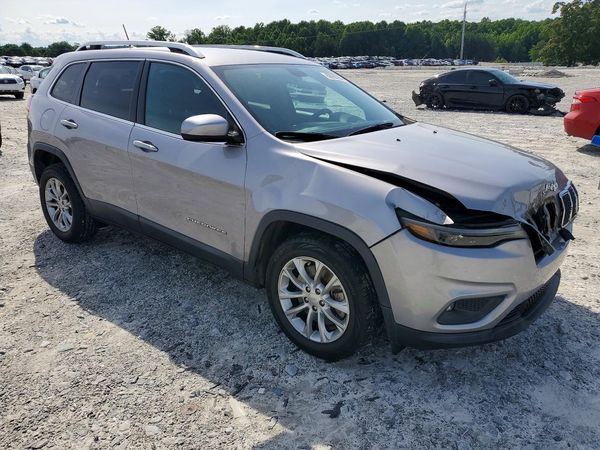 2019 JEEP CHEROKEE LATITUDE FWD