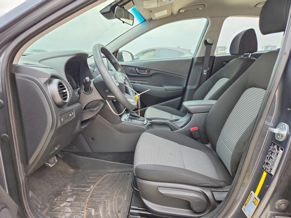 2019 HYUNDAI KONA SE