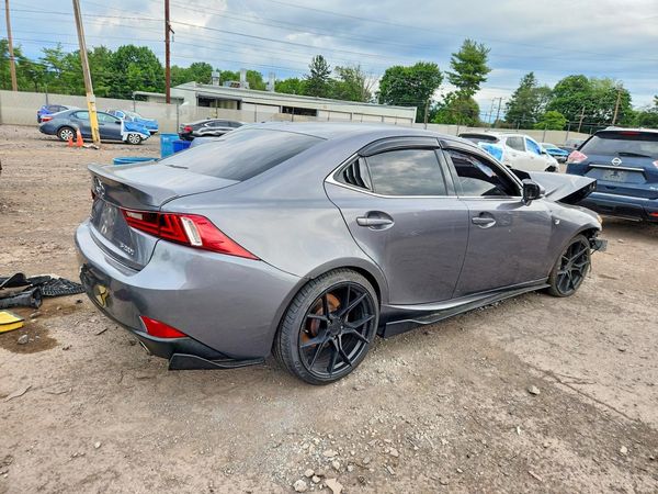 2016 LEXUS IS 200t