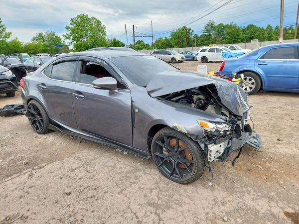 2016 LEXUS IS 200t