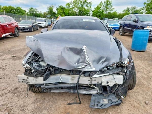2016 LEXUS IS 200t