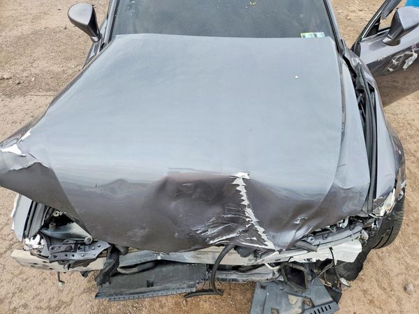 2016 LEXUS IS 200t