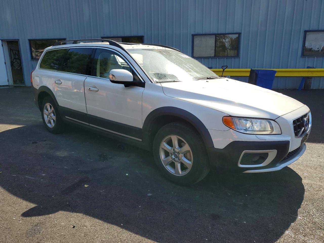 2013 VOLVO XC70