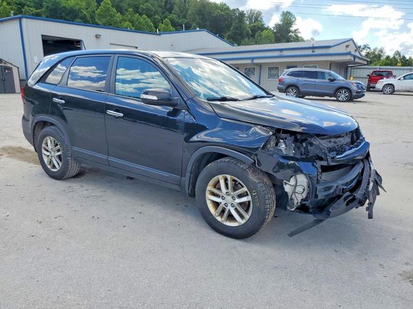 2015 KIA SORENTO GL