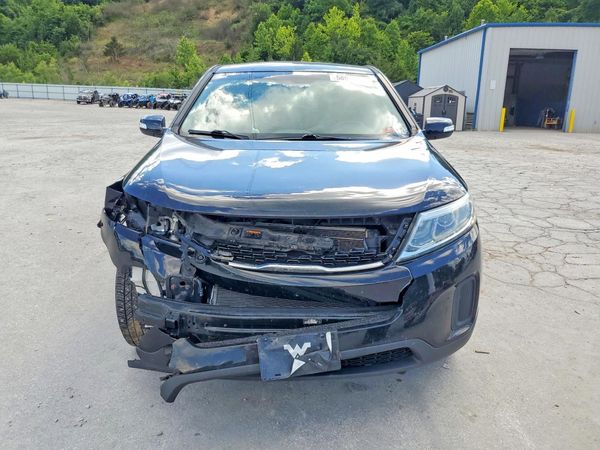 2015 KIA SORENTO GL