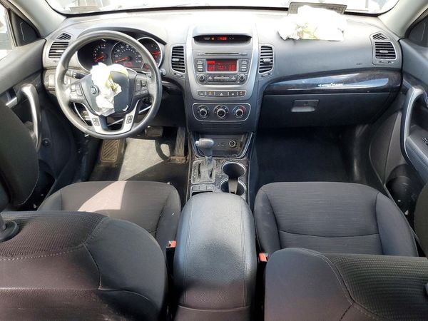2015 KIA SORENTO GL