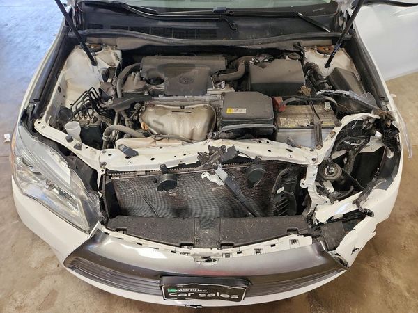 2017 TOYOTA CAMRY LE/SE/XLE/XSE — Engine bay