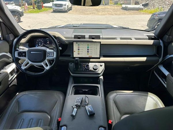 2022 LAND ROVER DEFENDER 110 SE