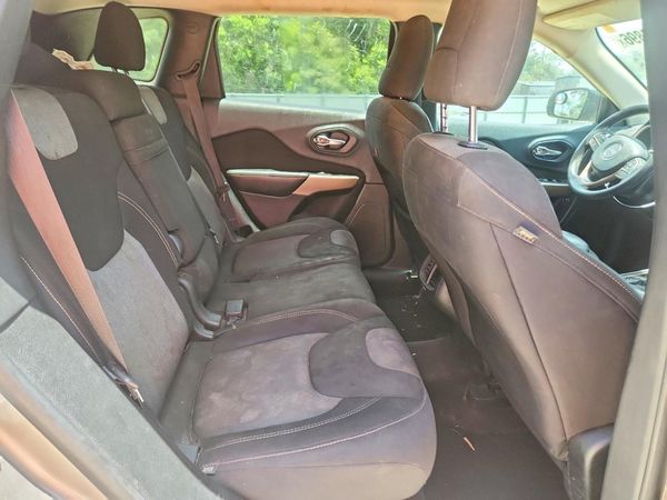 2017 JEEP CHEROKEE