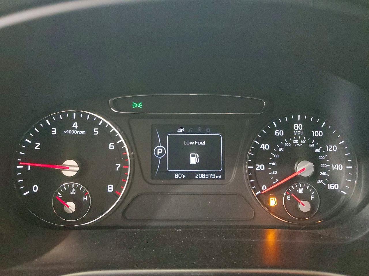 2016 KIA SORENTO L / LX