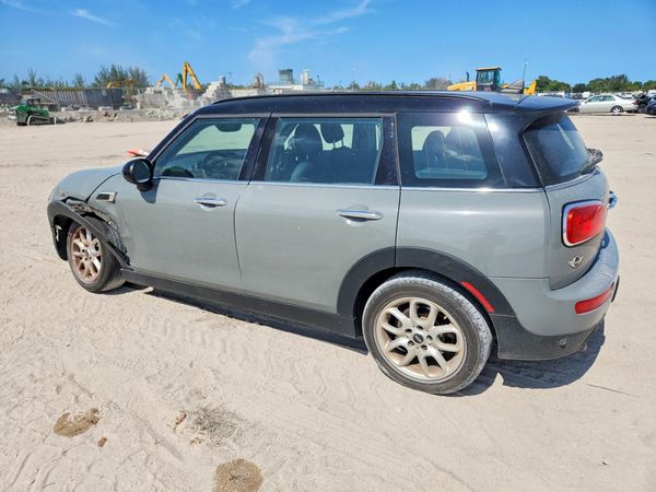 2018 MINI COOPER