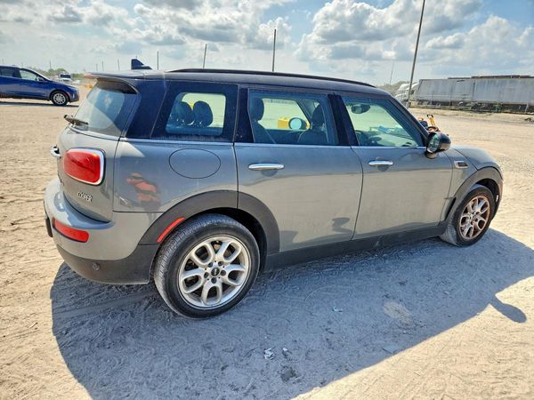 2018 MINI COOPER