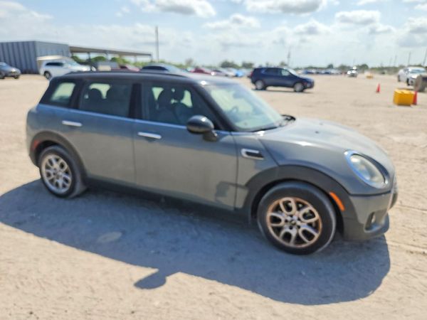 2018 MINI COOPER