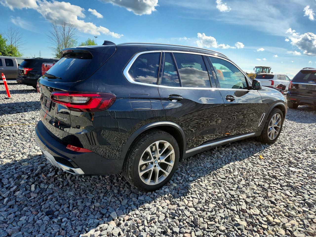 2023 BMW X5 xDrive40i