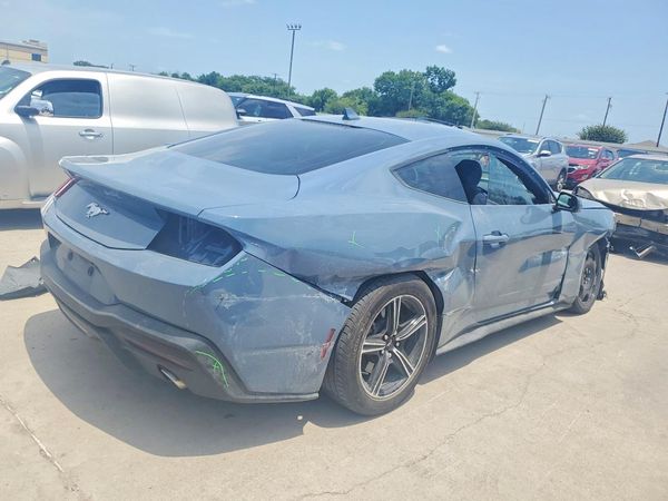2025 FORD MUSTANG I4