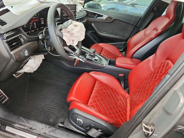 2023 AUDI S4