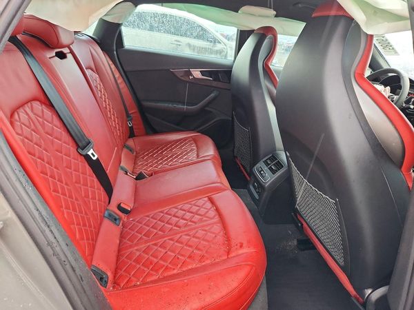 2023 AUDI S4